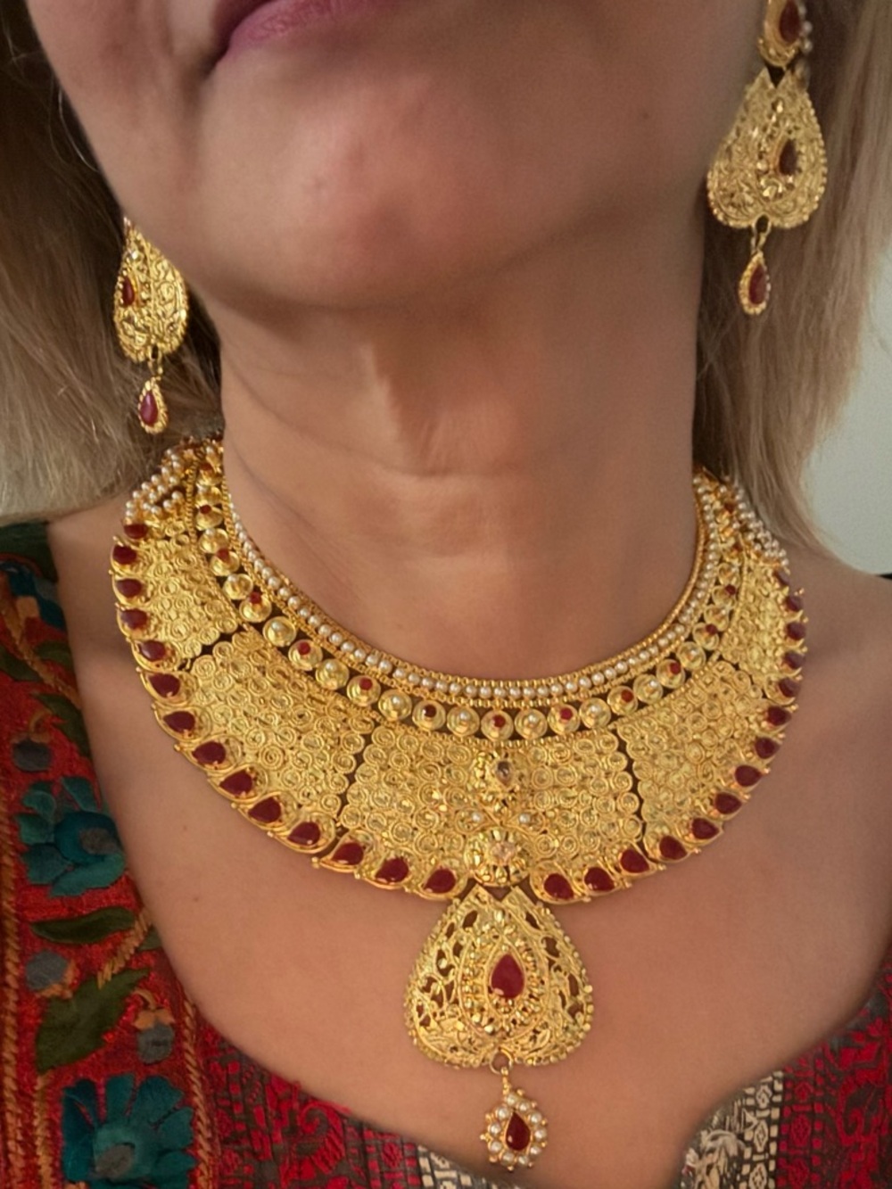 Gold-Tone Red Teardrop Statement wedding Necklace Set - Women Jewelry